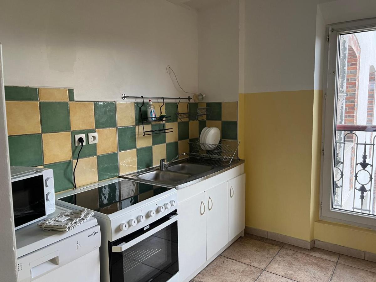 Le Relais De Saint Loup 1 A 66 Personnes Apartment Montereau-faut-Yonne Ngoại thất bức ảnh